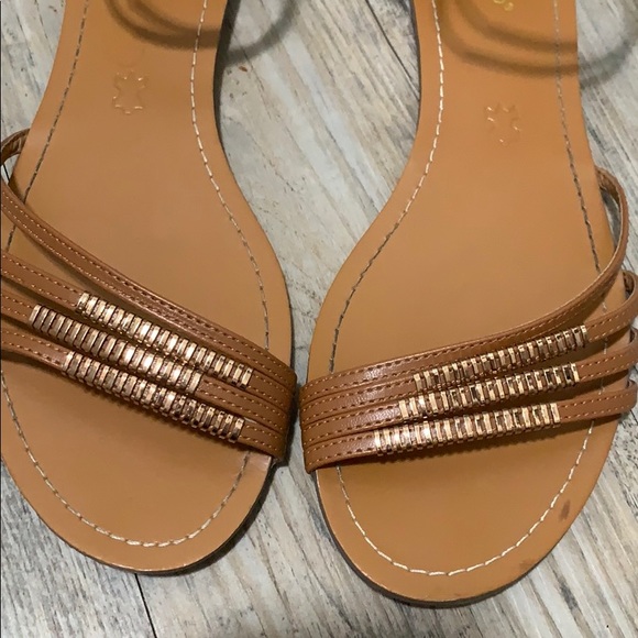 SANDAL - Picture 2 of 6